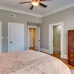 201 York #3 - Homey Downtown 2 Bedroom Steps From The River