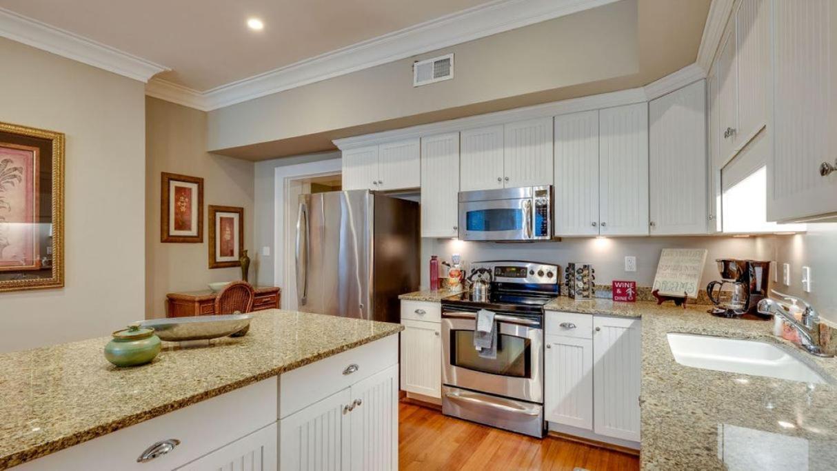 201 York #3 - Homey Downtown 2 Bedroom Steps From The River Apartmán Savannah