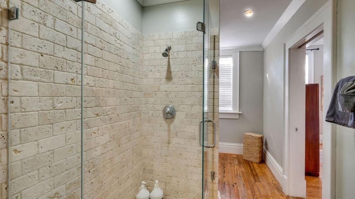 201 York #3 - Homey Downtown 2 Bedroom Steps From The River Apartmán *