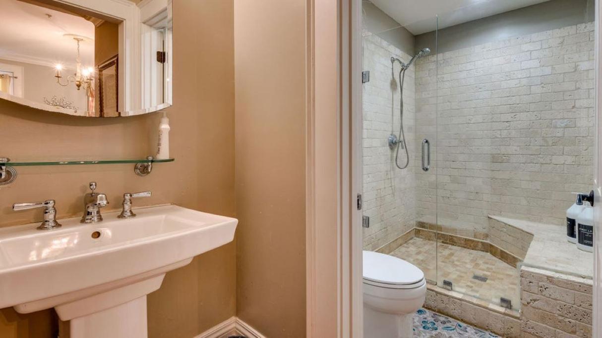 201 York #3 - Homey Downtown 2 Bedroom Steps From The River Apartmán Savannah